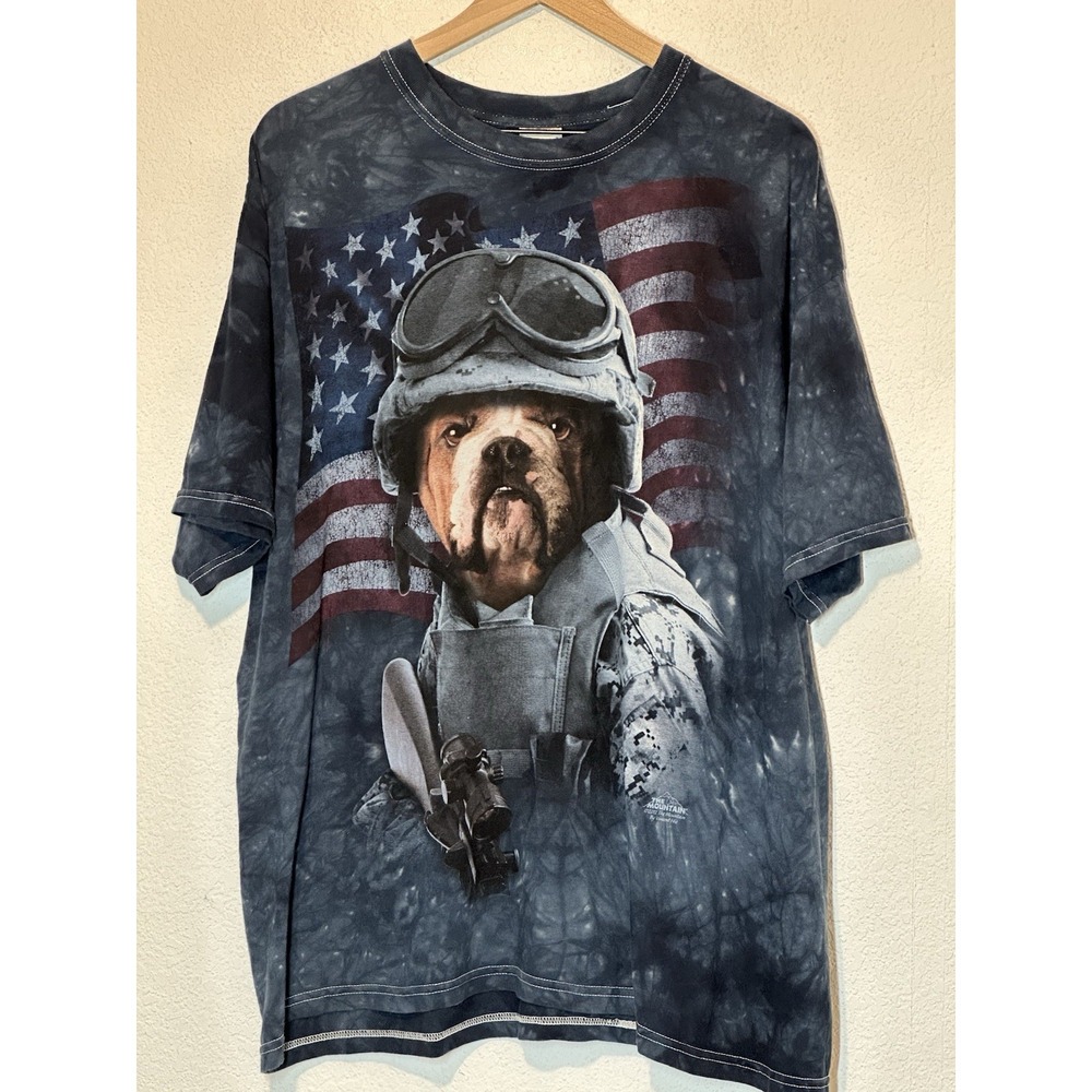 The Mountain Combat Bulldog T Shirt 2012 US Marine Military Dog XL Vincent Hie